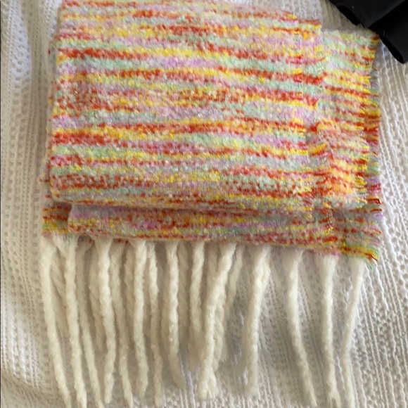 Large Anthropologie scarf - Picture 1 of 2